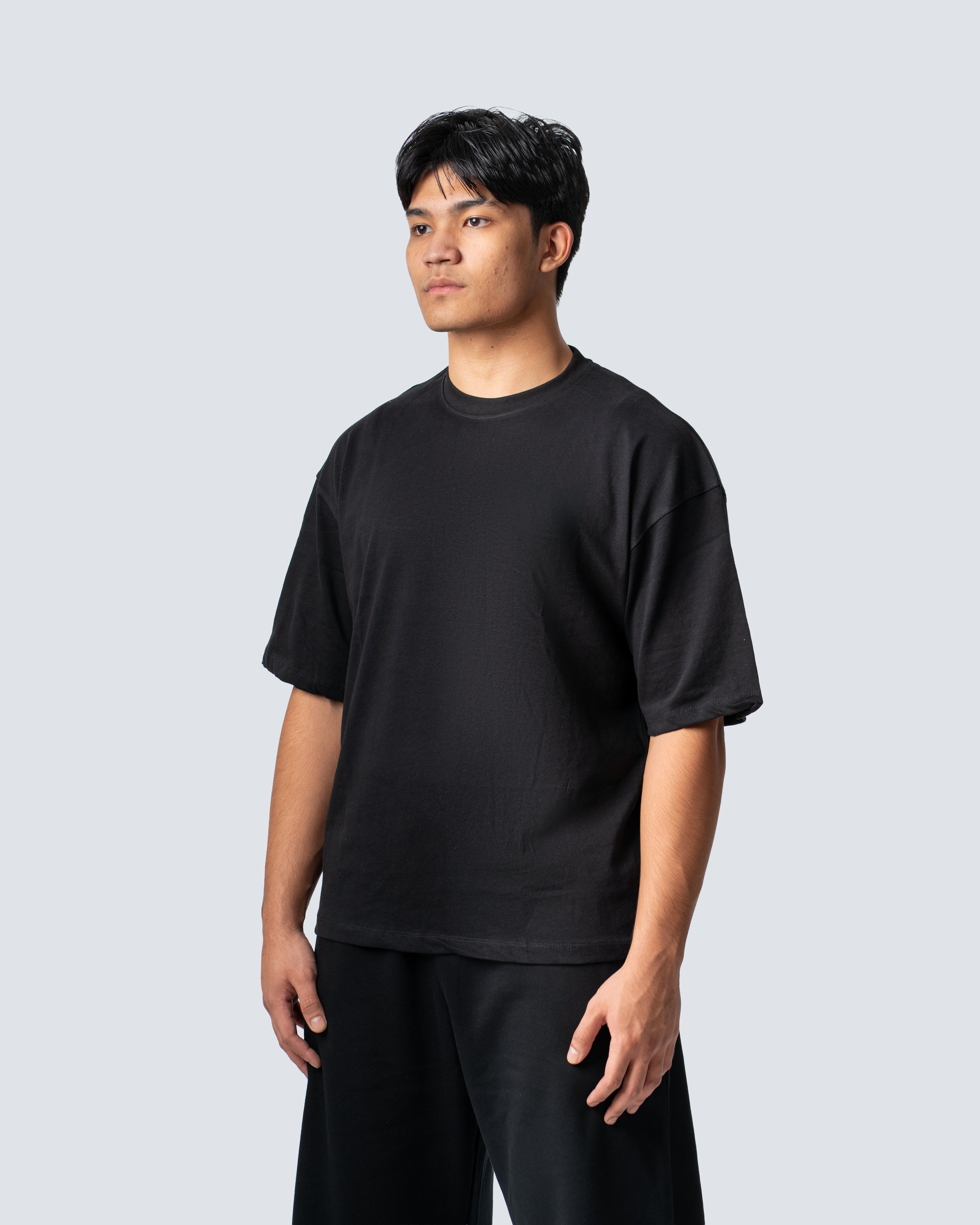 T-SHIRT / ESSENTIALS BLACK (BLACK)