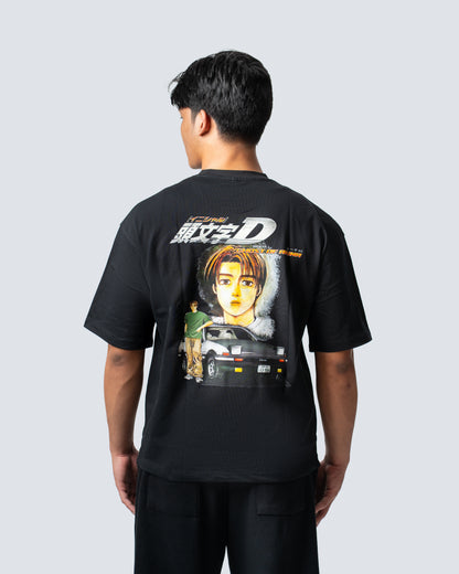 T-SHIRT / INITIAL-D TAKUMI FUJIWARA (BLACK)