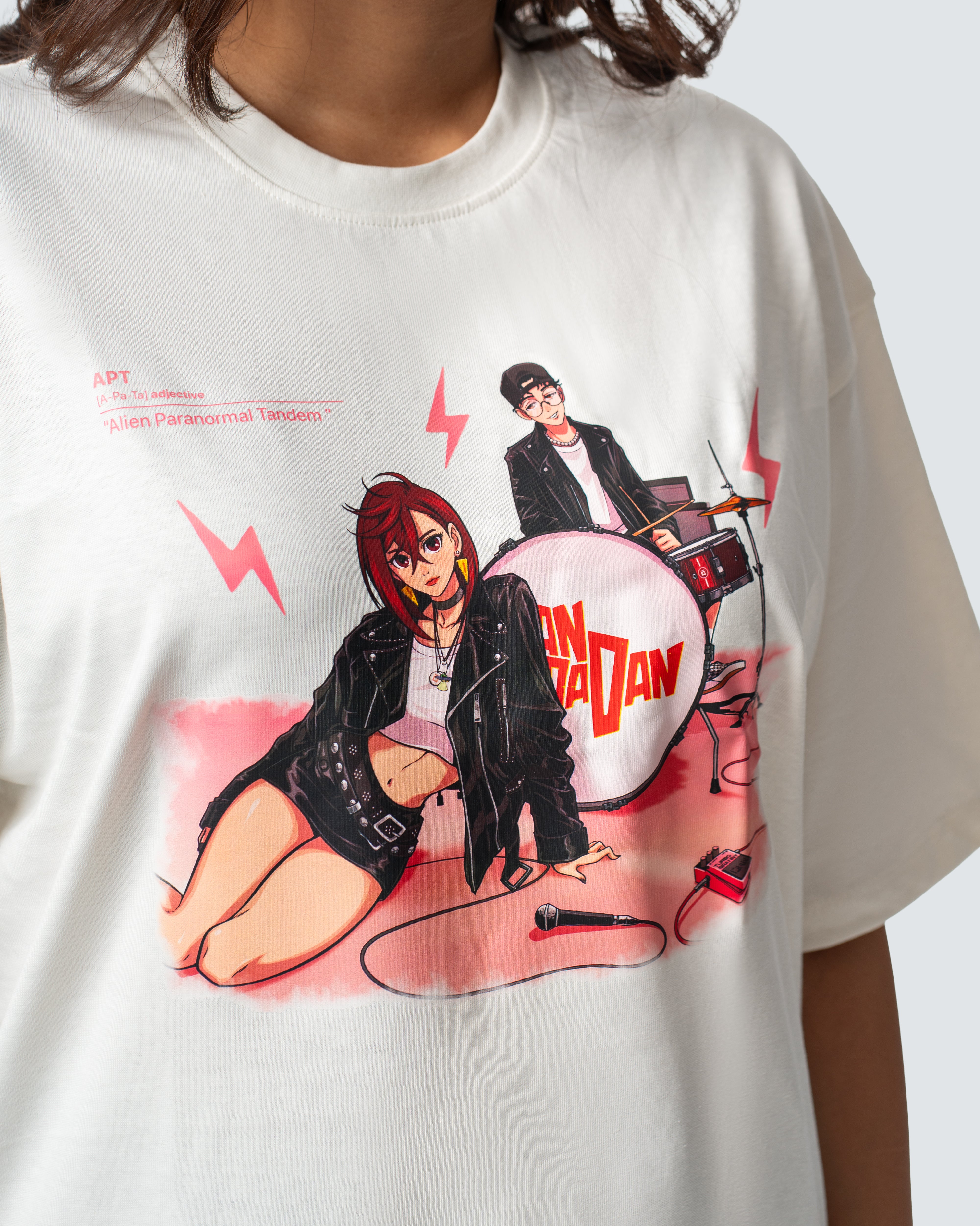 T-SHIRT / DANDADAN X APT (WHITE)